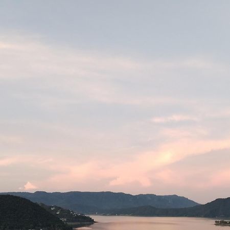 El Encinal De Las Flores Valle de Bravo Ngoại thất bức ảnh