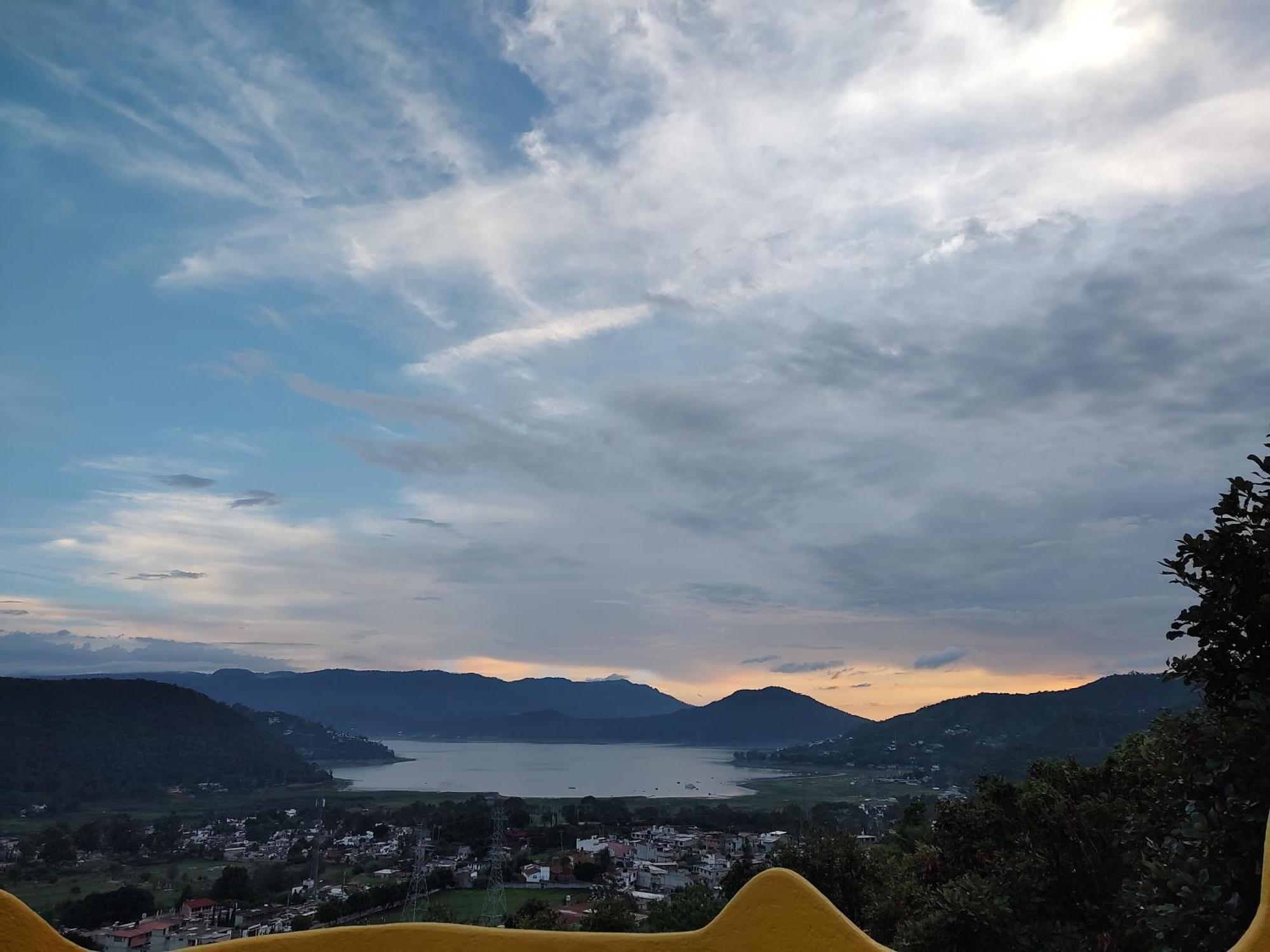 El Encinal De Las Flores Valle de Bravo Ngoại thất bức ảnh